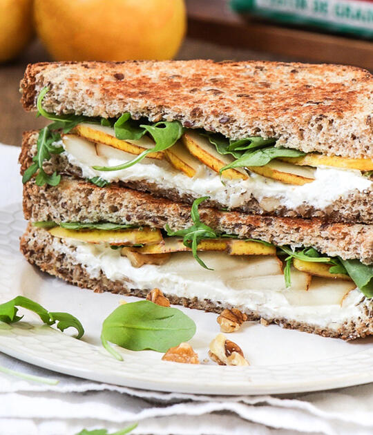 Grilled Cheese with Pears, Walnuts and Goat Cheese