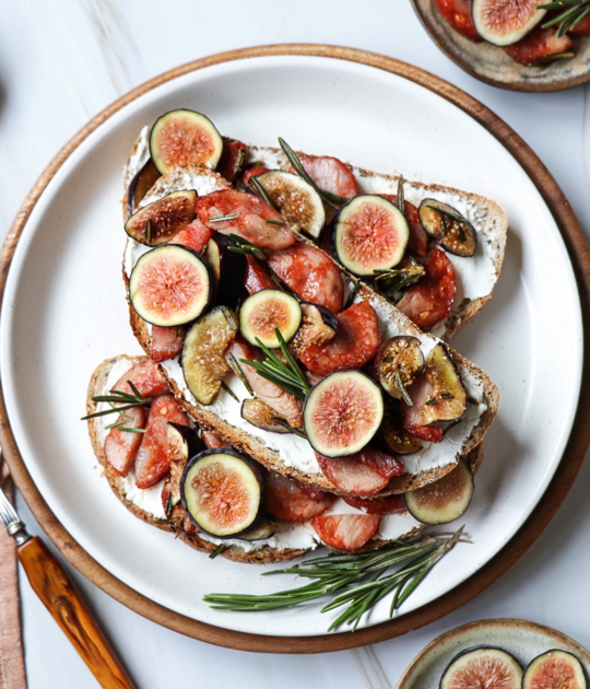 Goat Cheese, Figs and Chorizo Toast with Rosemary