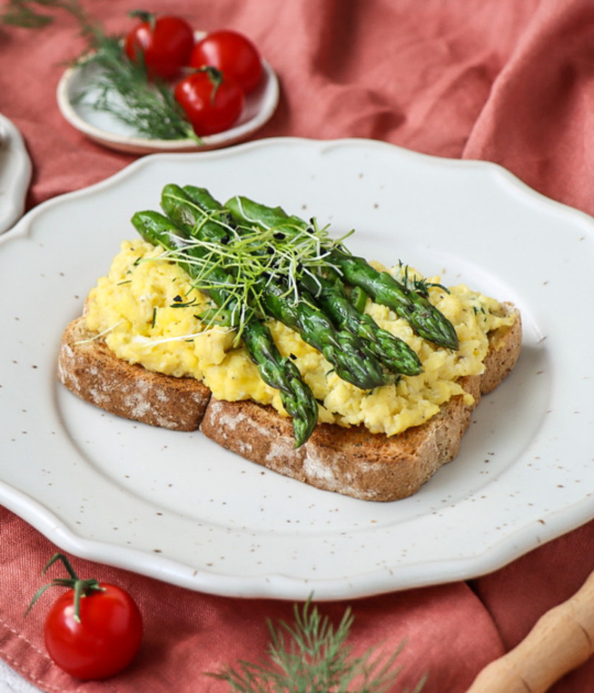 Toast with Asparagus, Eggs and Feta Cheese